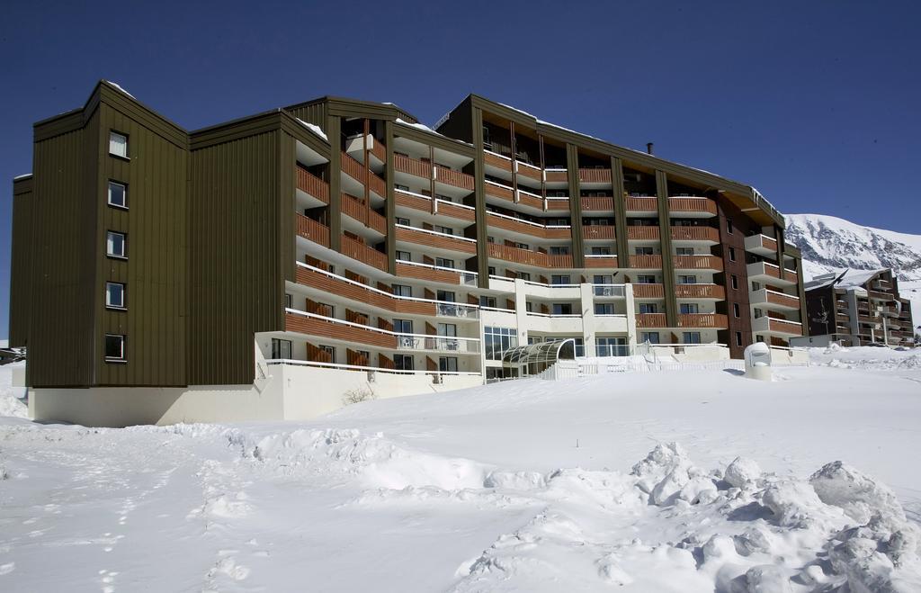 Résidence Pierre&Vacances Les Bergers Alpe d'Huez Esterno foto