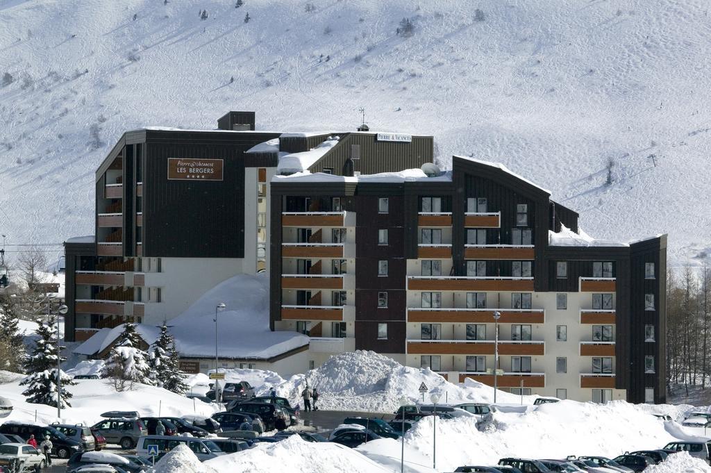 Résidence Pierre&Vacances Les Bergers Alpe d'Huez Esterno foto